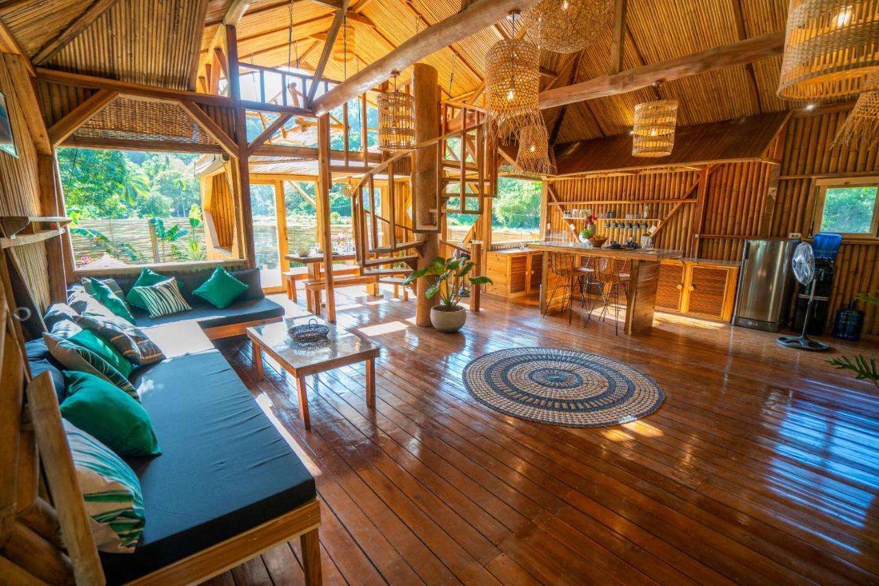 Palayan Villa - Villa With Views, Garden And Pool El Nido Bagian luar foto